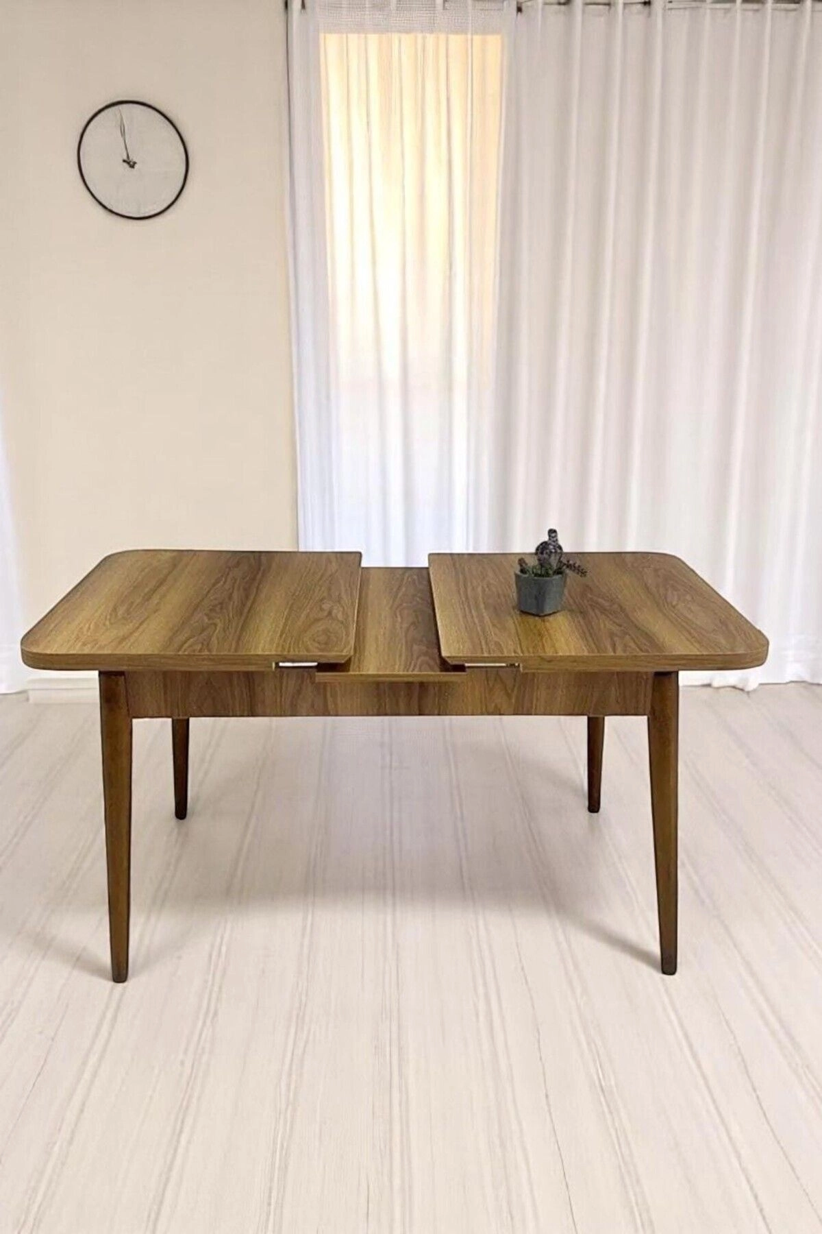Milas Serisi 80 x 132 Açılabilen Ceviz Desen MDF Mutfak Masası, Yemek Masası Metal Ayak-0